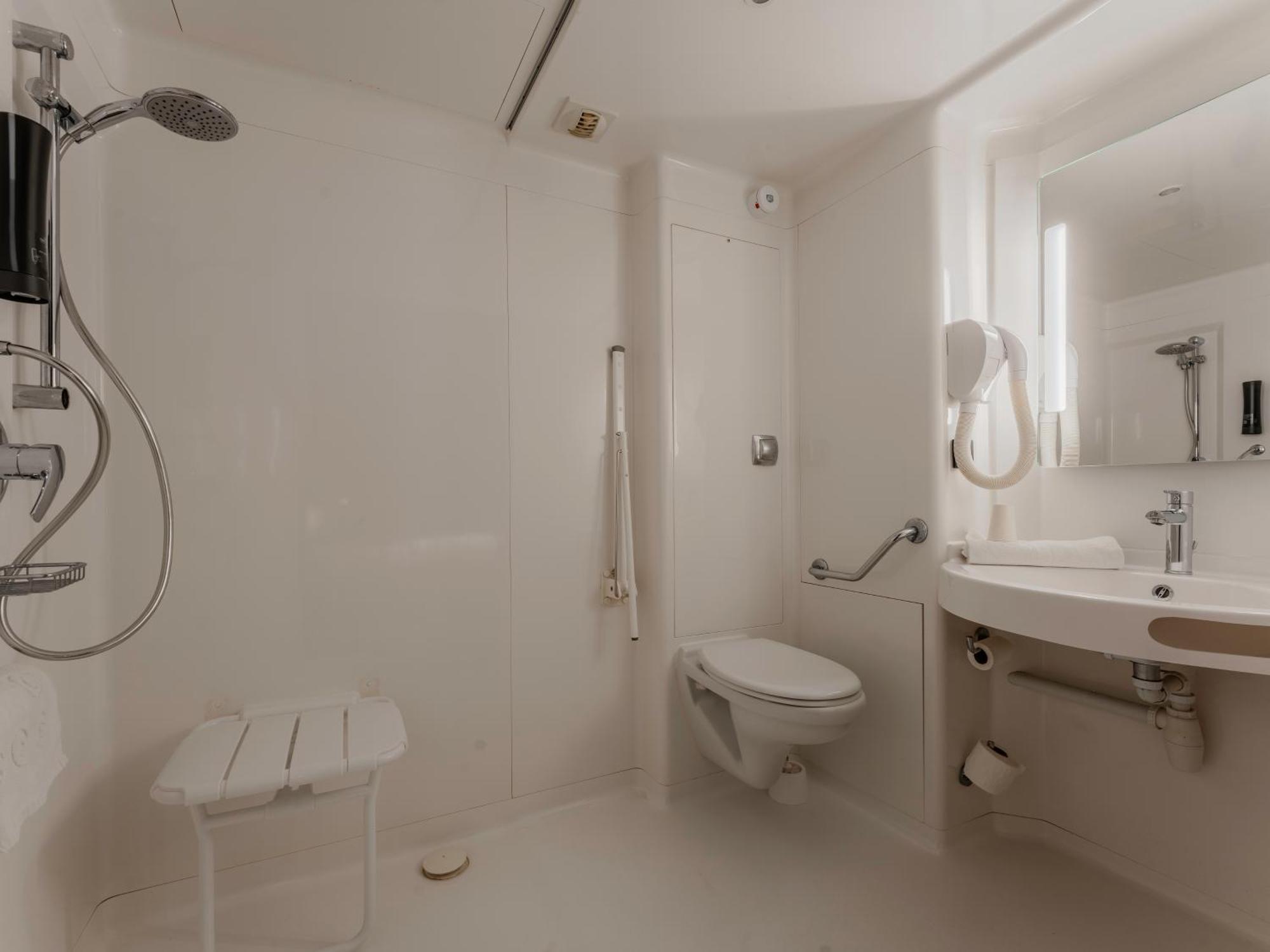 B&B Hotel Maubeuge Gare Ngoại thất bức ảnh